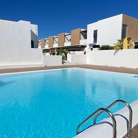 Casa Oasis Con Piscina Nyaraló Corralejo